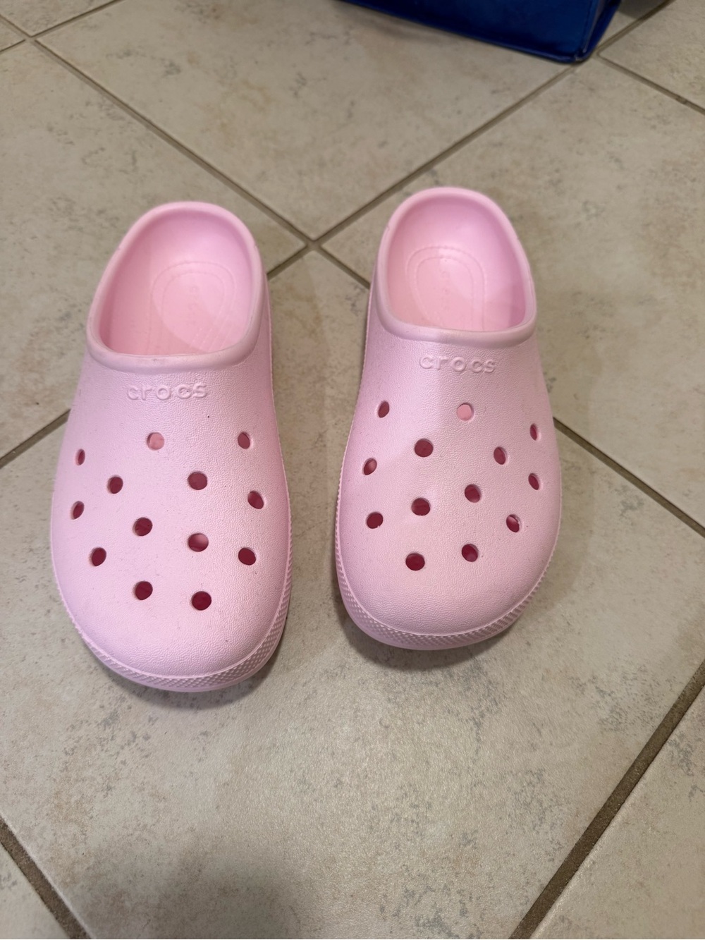 CROCS women Classic Clog - Pastel Pink